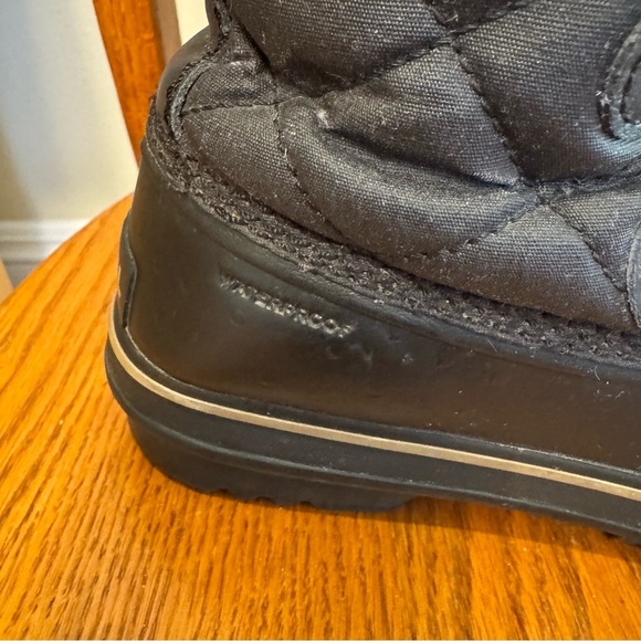 Sorel Waterproof Black Duck Boots Faux Fur Lace Up Tall Good Preowned Condition - Picture 8 of 10